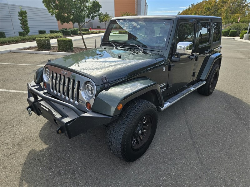 2011 Jeep Wrangler Sahara/Unlimited Sahara