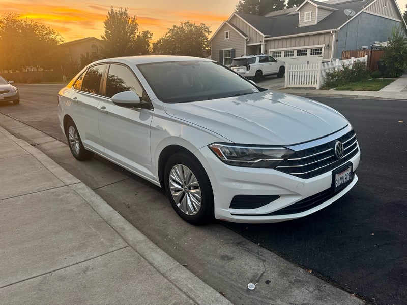 2019 vw jetta S, SE, R-Line