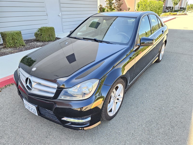2013 Mercedes-Benz C-Class C250