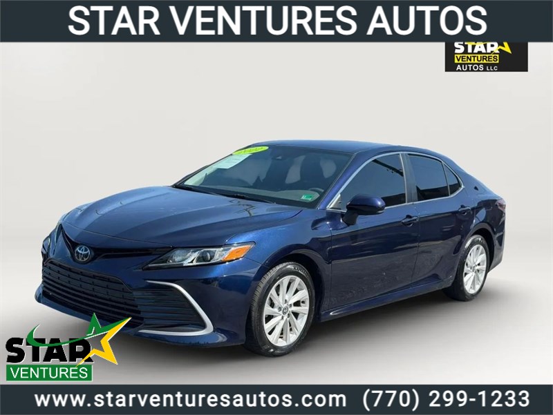 2022 Toyota Camry LE